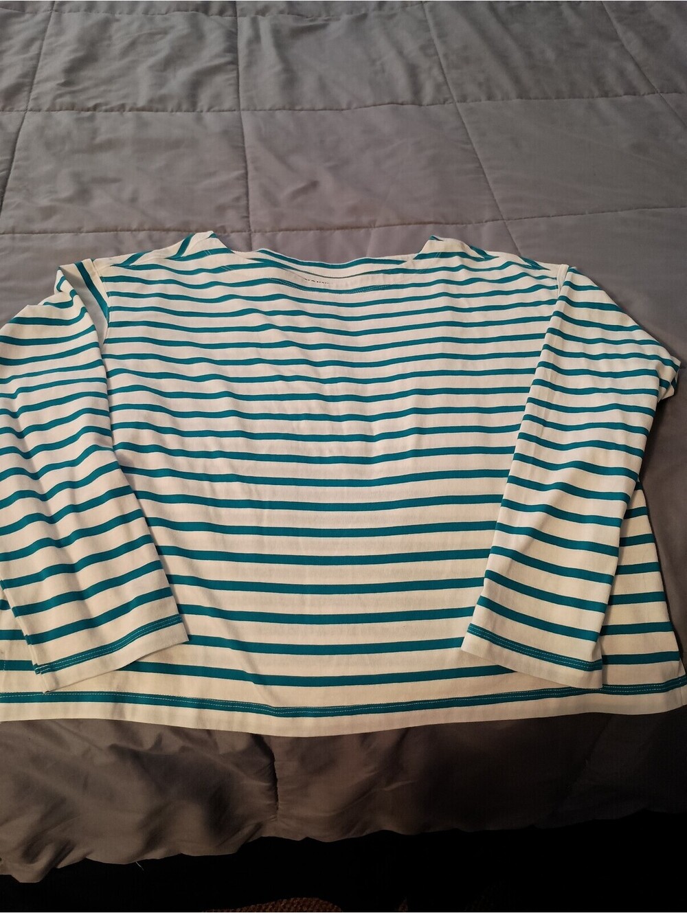Women's long sleeve shirt size L old navy